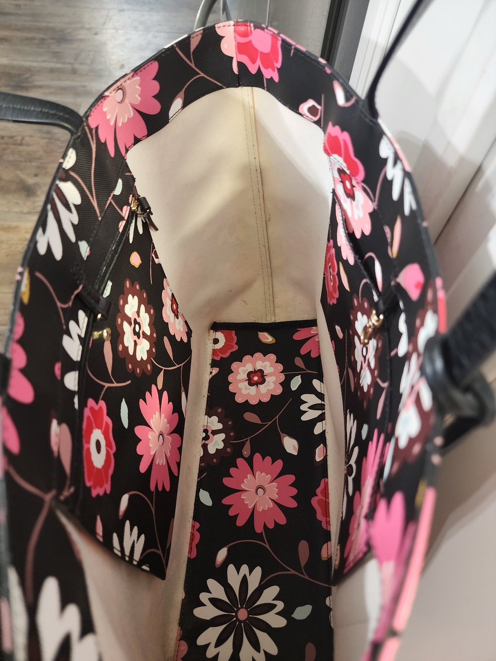kate spade Harding Street Casa Flora Riley Black & Pink Tote Bag-17×12×5.5 - Picture 6 of 9